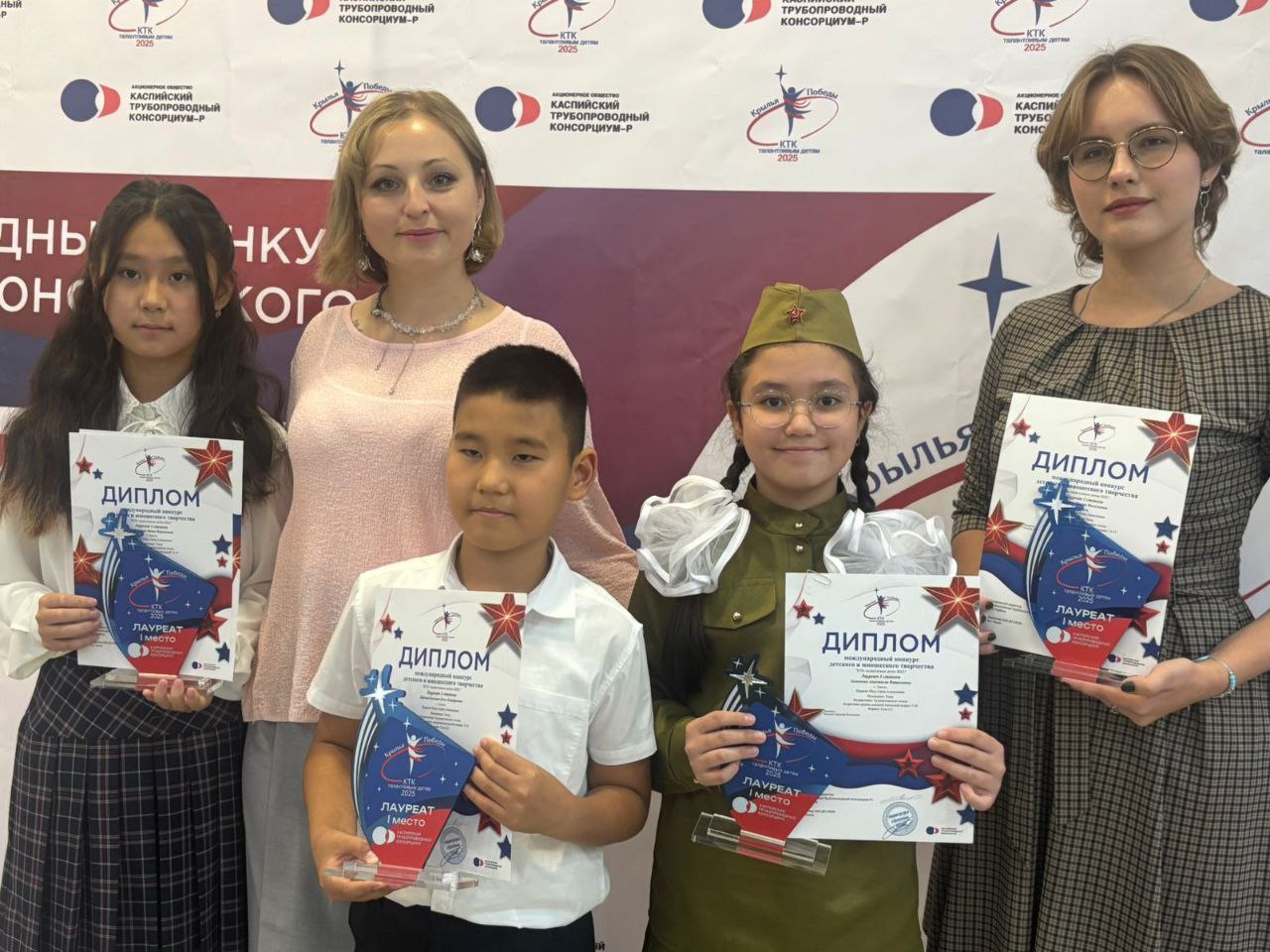 Гала-концерт «Крылья Победы» и награждение лауреатов первой степени